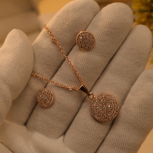 Dazzling Design Gold Plated Crystal Stones Necklace Set for Girls/Women