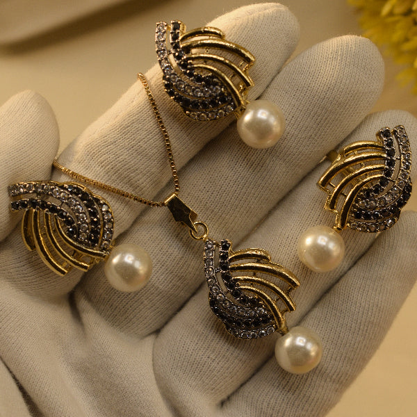 Sparkling Design Gold Plated Crystal Stones Necklace Set for Girls/Women