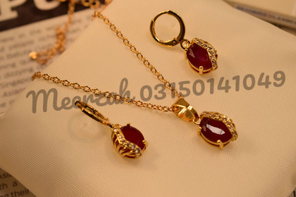 Maroon on sale crystal necklace