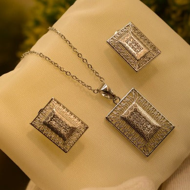 Fancy Stylish Silver Design Necklace set for Girls/Women