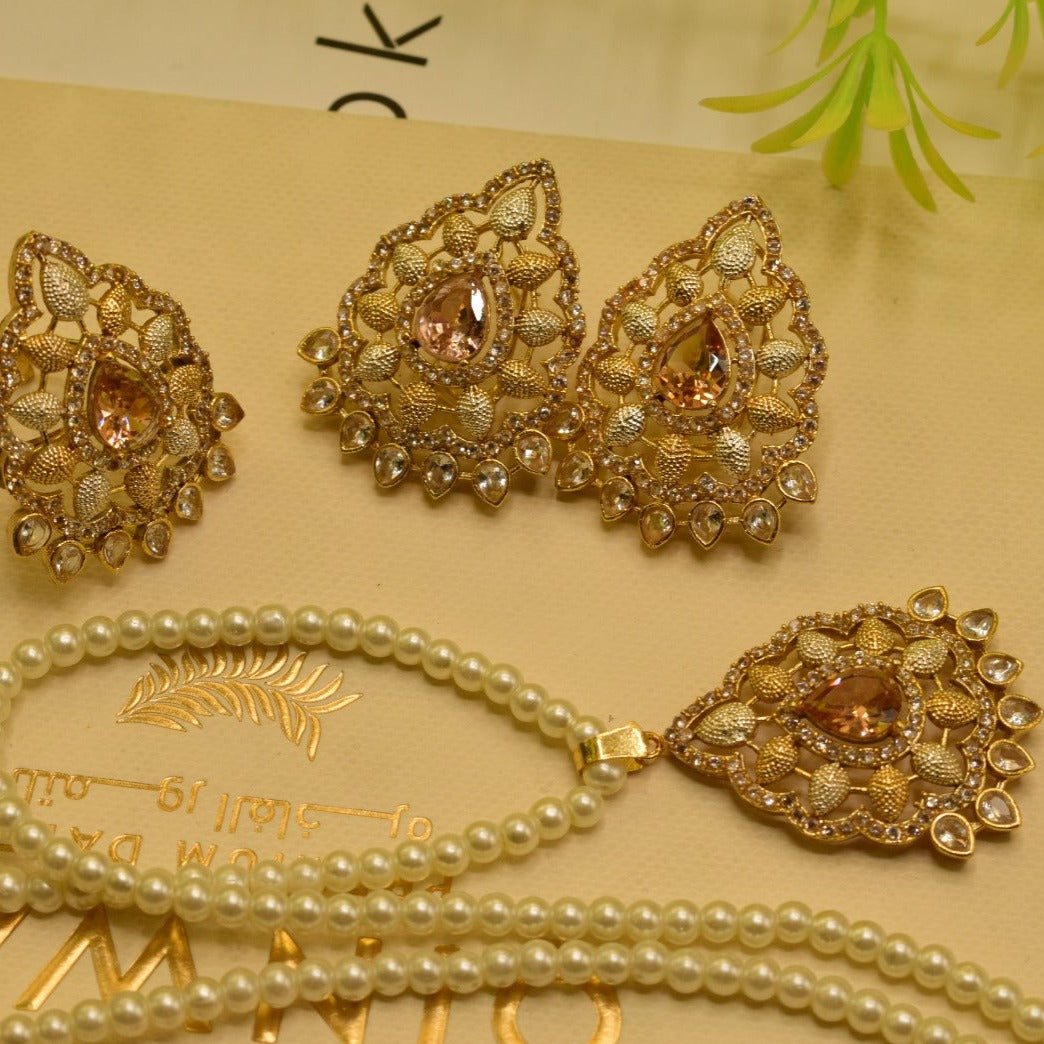 Elegant Fancy Golden Necklace Sets for Girls/Women