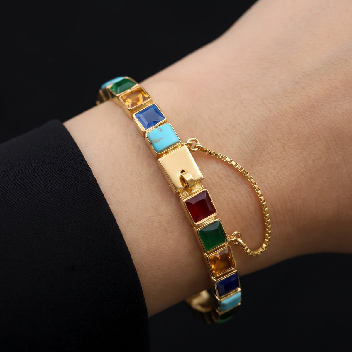Dazzling Design Gold Plated Crystal Stones Bangle for Girls/Women