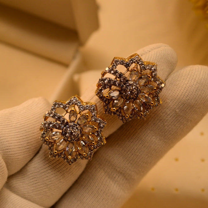 Glamorous Design Gold Plated Crystal Stones Earrings For Girls/women