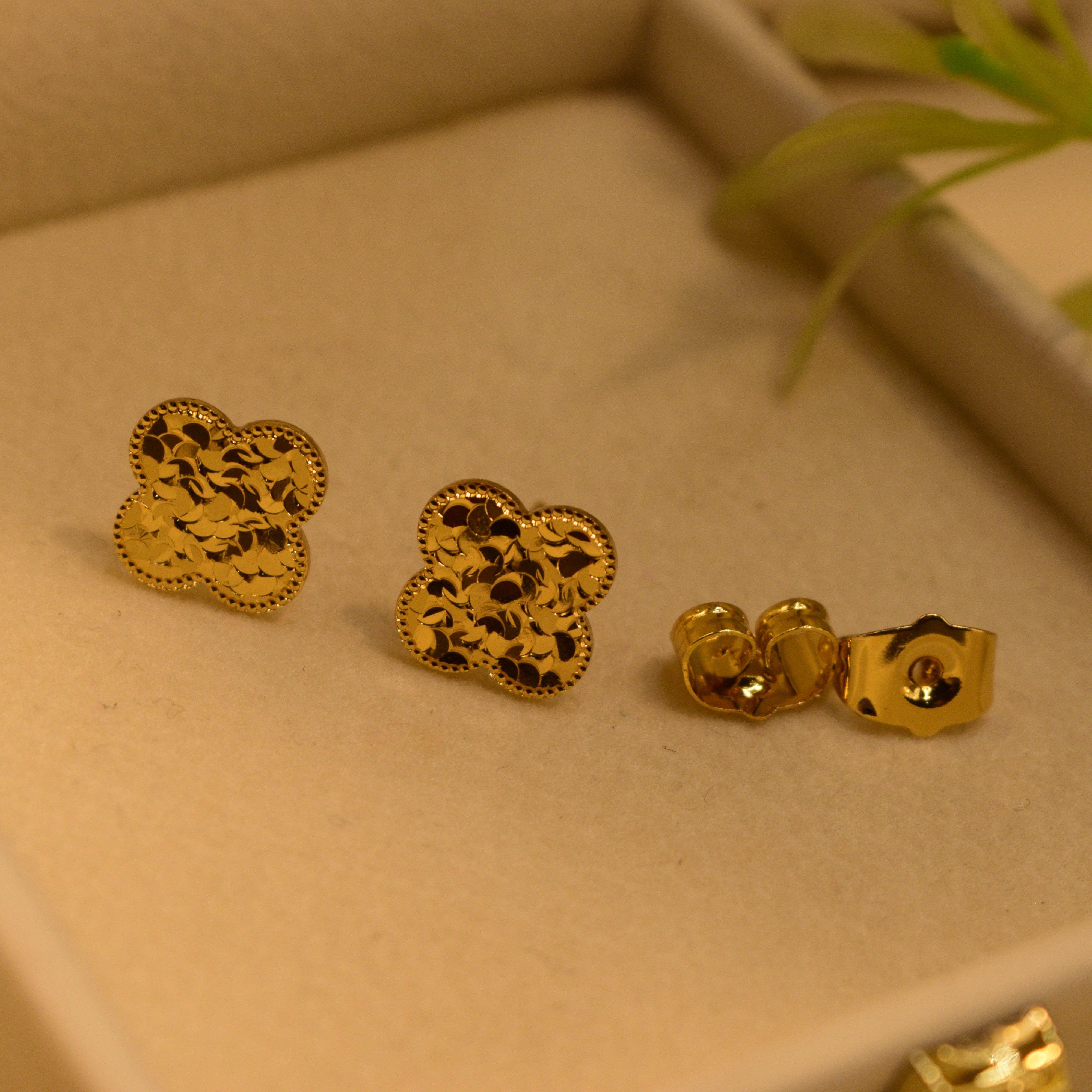 Dazzling Unique Design Gold Plated Earrings For Girls/women