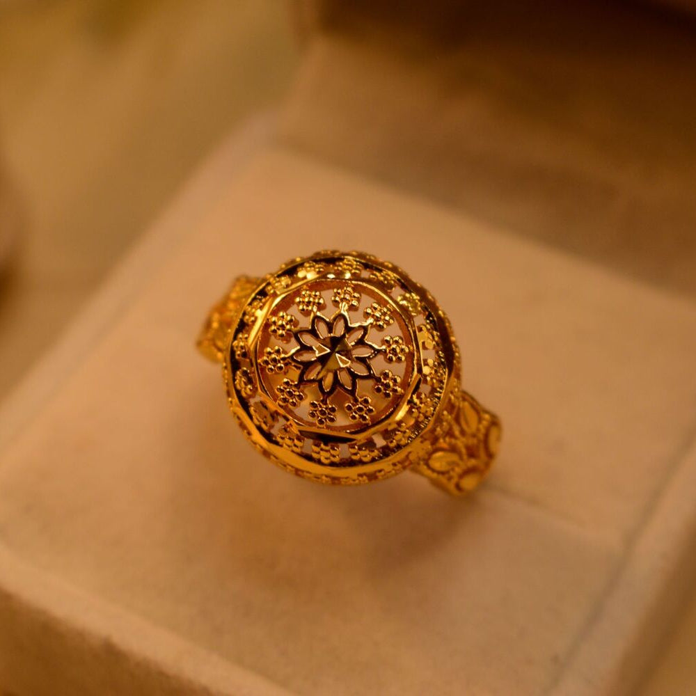 Beautiful Unique Design Gold Plated Ring For Girls/Women