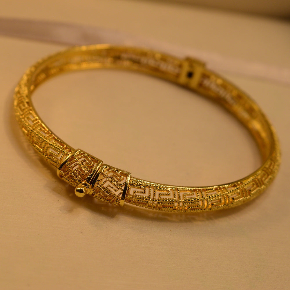 Stylish Unique Design Gold Plated Bangle for Girls/Women