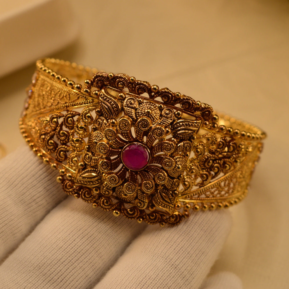 Fancy Design Gold Plated Crystal Stone Bangle for Girls/Women