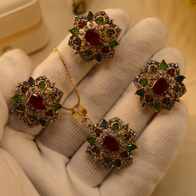 Beautiful Design Gold Plated Crystal Stones Necklace Set for Girls/Women