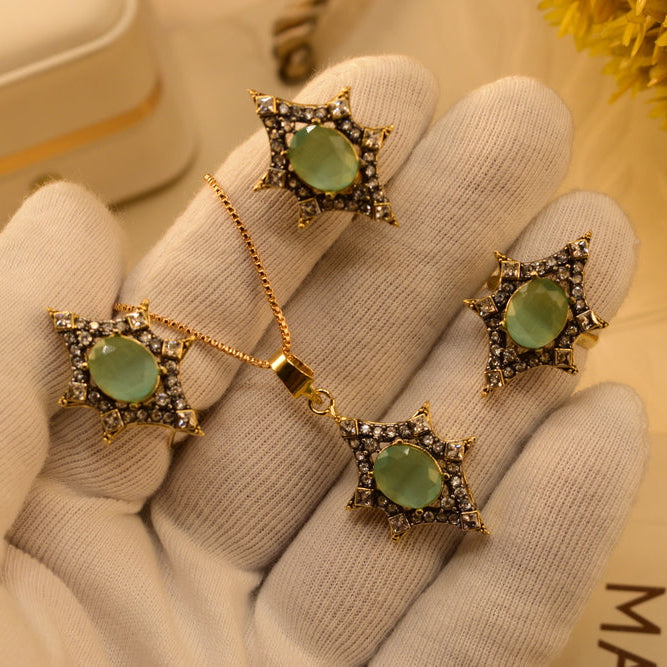 Gorgeous Design Gold Plated Crystal Stones Necklace Set for Girls/Women