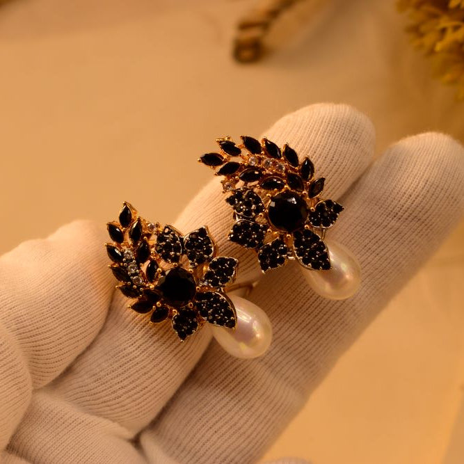 Glamorous Design Gold Plated Crystal Stones Earrings For Girls/women