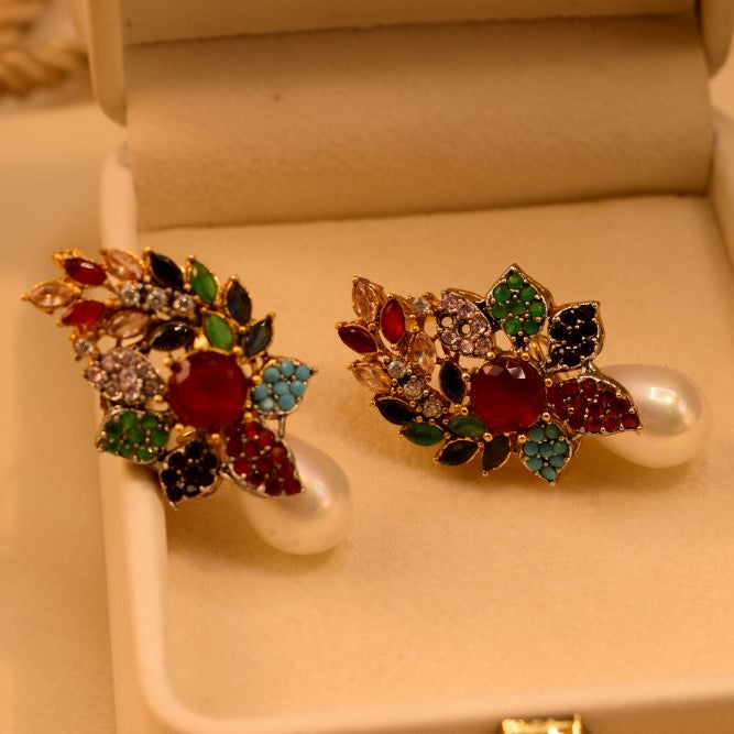 Glamorous Design Gold Plated Crystal Stones Earrings For Girls/women