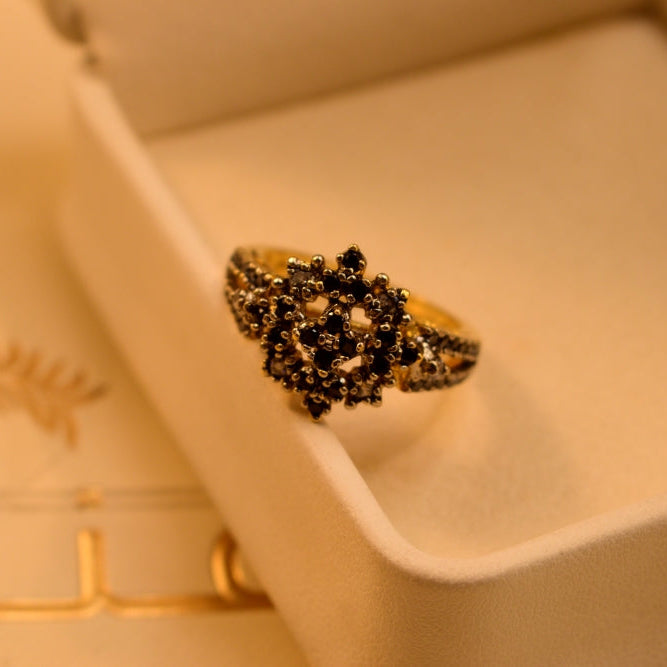 Glamorous Design Gold Plated Crystal Stones Ring For Girls/Women