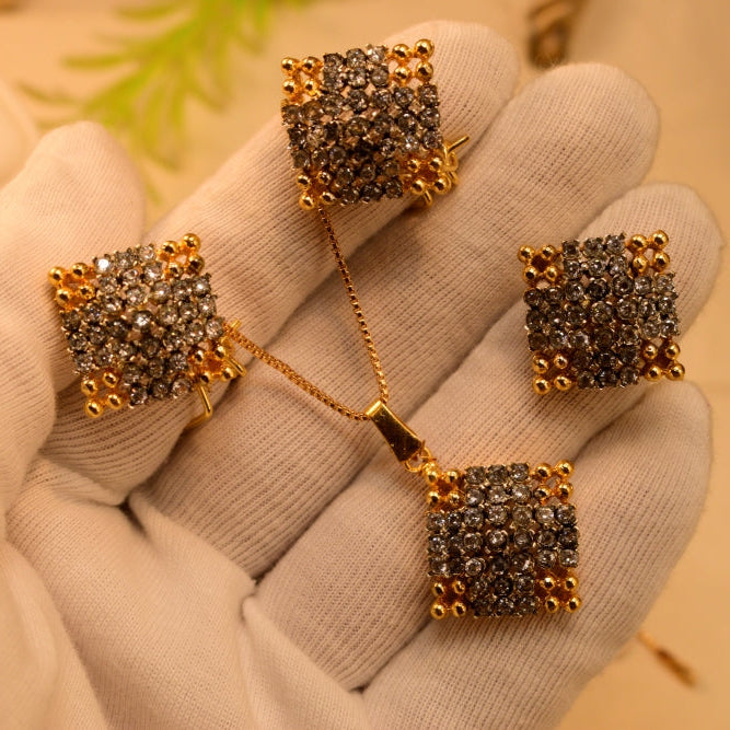 Luxury Design Gold Plated Crystal Stones Necklace Set for Girls/Women