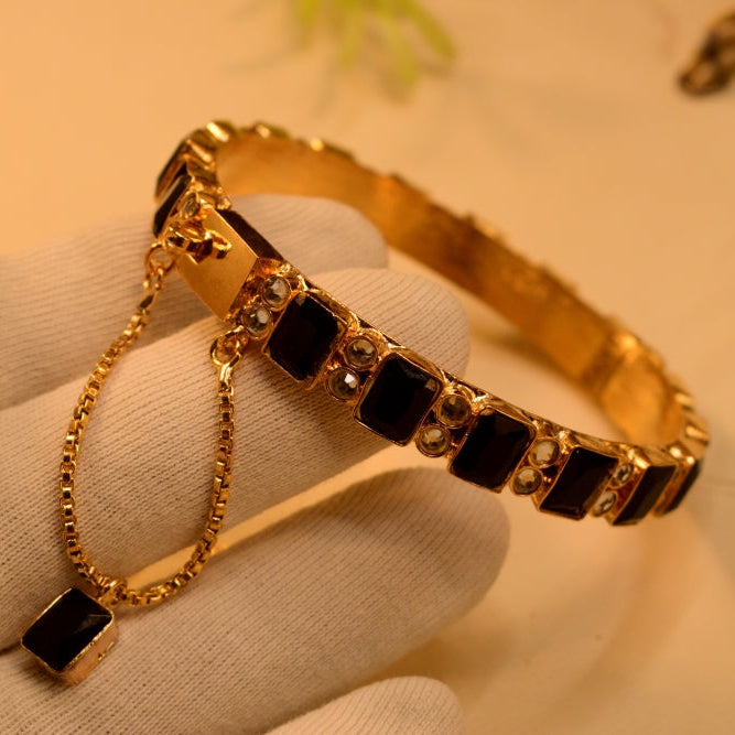 Sparkling Design Gold Plated Crystal Stones Bangle for Girls/Women
