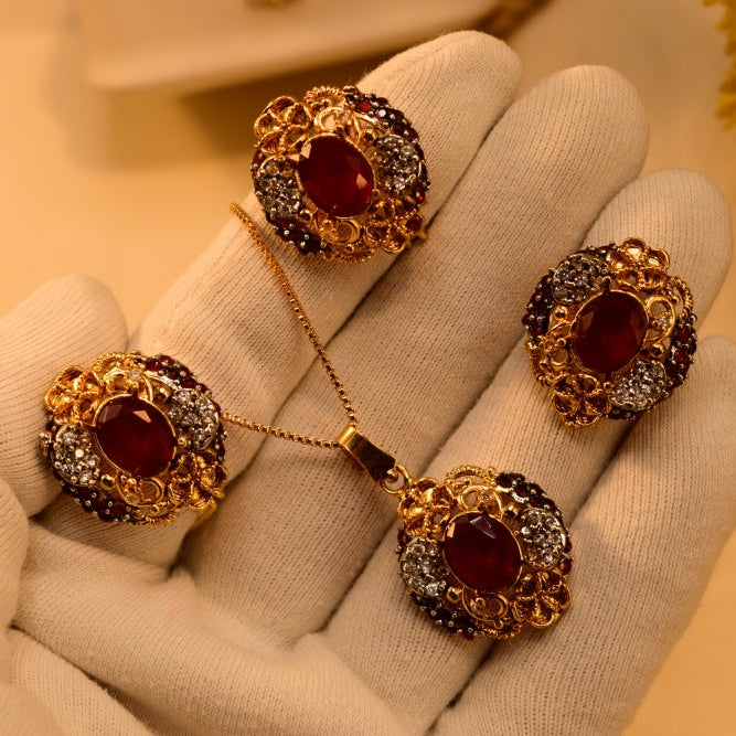 Dazzling Design Gold Plated Crystal Stones Necklace Set for Girls/Women