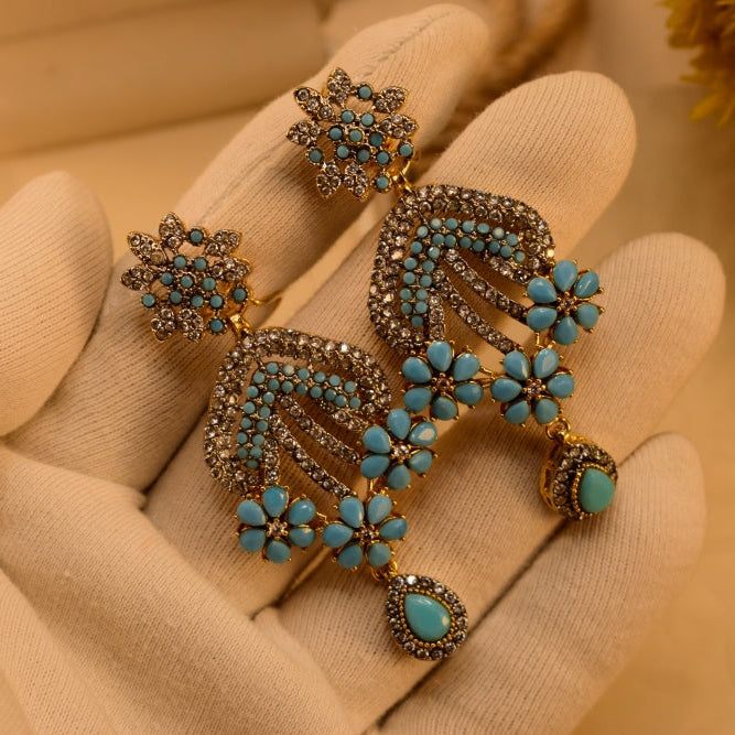 Charming Design Gold Plated Crystal Stones Earrings For Girls/women