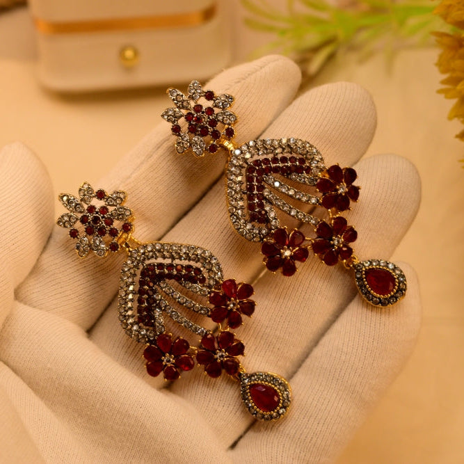 Charming Design Gold Plated Crystal Stones Earrings For Girls/women