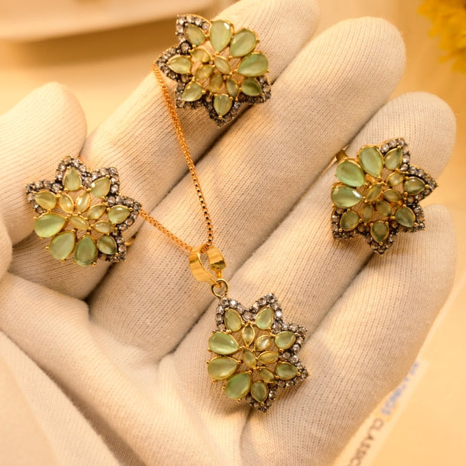 Luxury Unique Design Gold Plated Necklace Set for Girls/Women