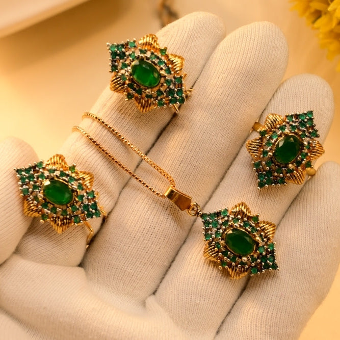 Sparkling Unique Design Gold Plated Necklace Set for Girls/Women