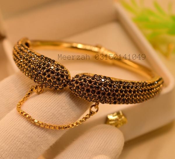 Gorgeous Luminous Real Stones Bangle for Girls/Women