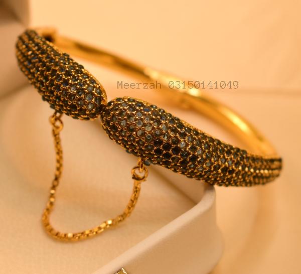 Gorgeous Luminous Real Stones Bangle for Girls/Women