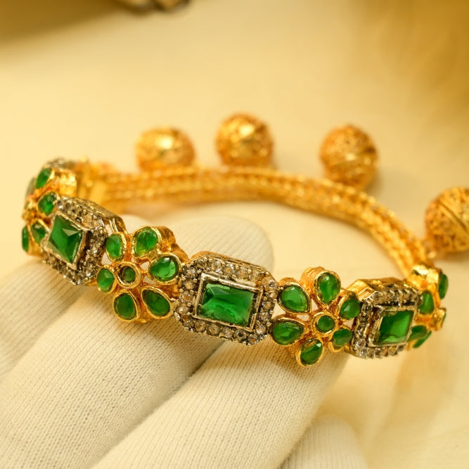 Elegant Design Gold Plated Crystal Stones Bracelet For Girls/Women