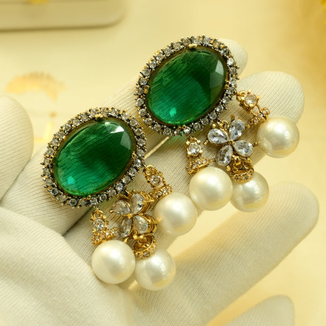 Glamorous Design Gold Plated Crystal Stones Earrings For Girls/women