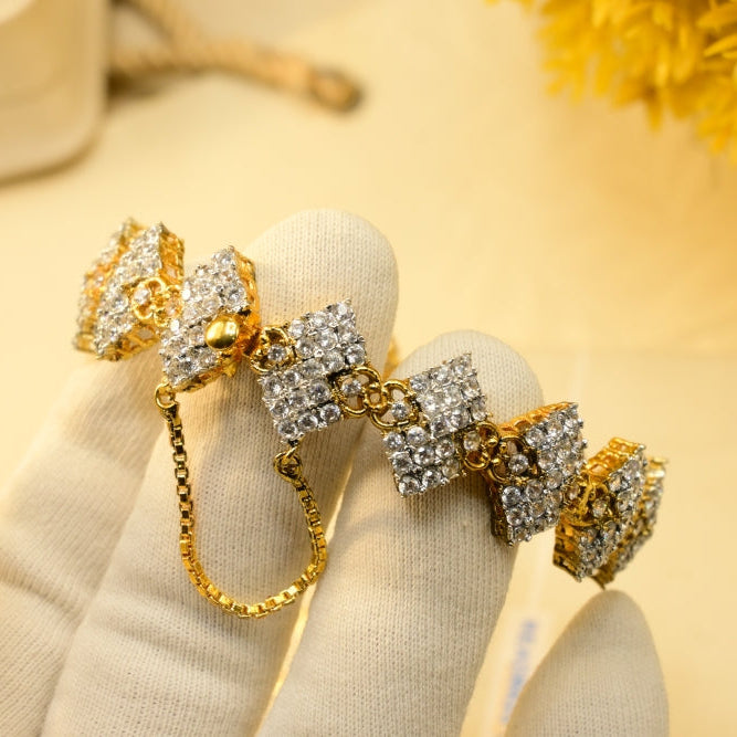 Fancy Design Gold Plated Crystal Stones Bangle for Girls/Women