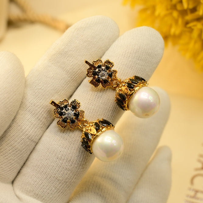 Charming Design Gold Plated Crystal Stones Earrings For Girls/women