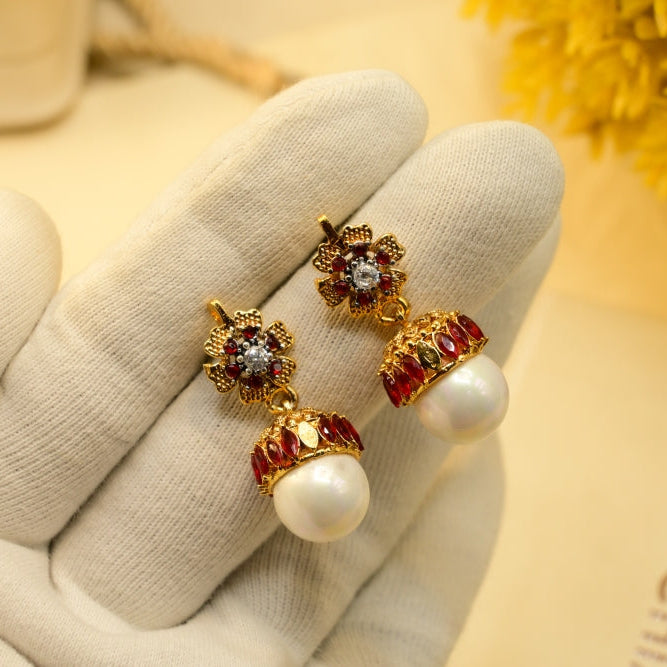 Charming Design Gold Plated Crystal Stones Earrings For Girls/women