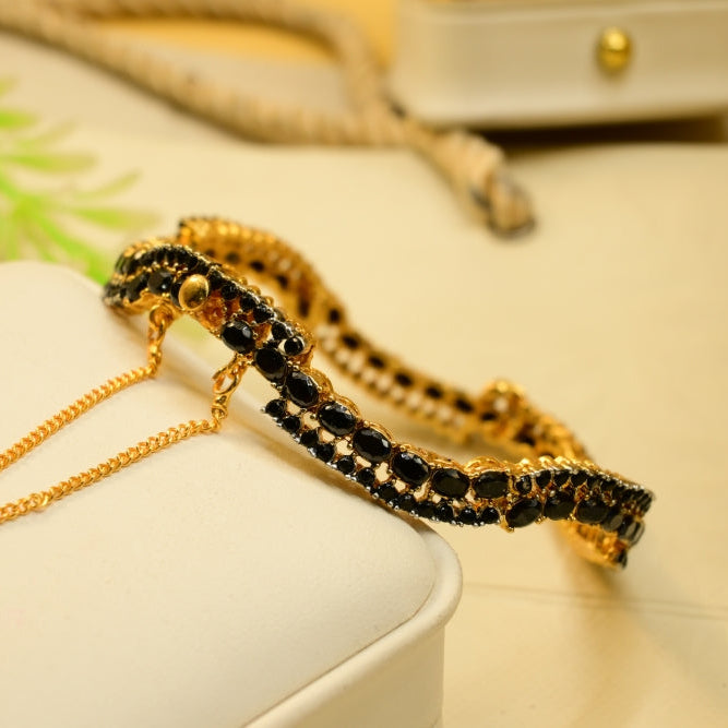 Luxury Design Gold Plated Crystal Stones Bangle for Girls/Women