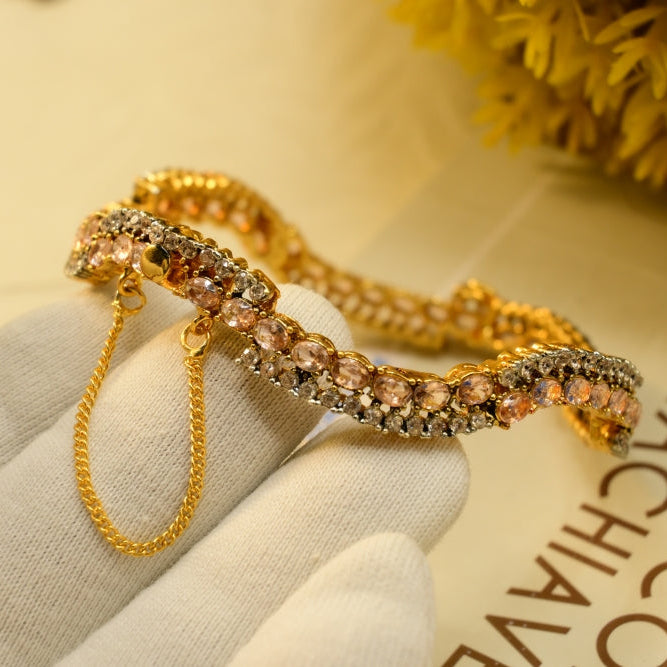Luxury Design Gold Plated Crystal Stones Bangle for Girls/Women