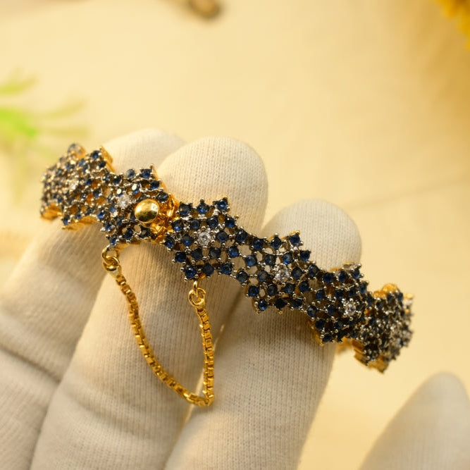 Charming Design Gold Plated Crystal Stones Bangle for Girls/Women