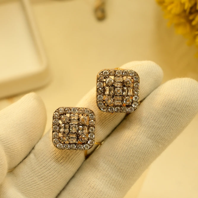 Fancy Design Gold Plated Crystal Stones Earring For Girls/women