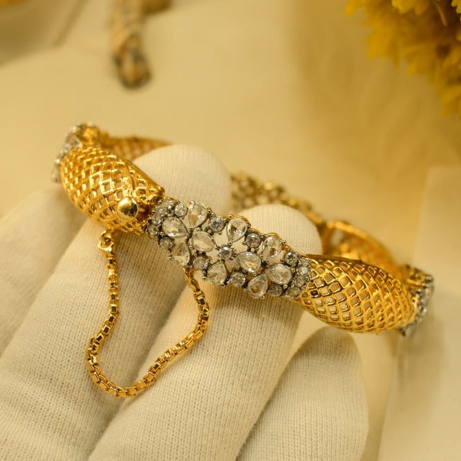 Sparkling Unique Design Gold Plated Crystal Stones Bangle for Girls/Women