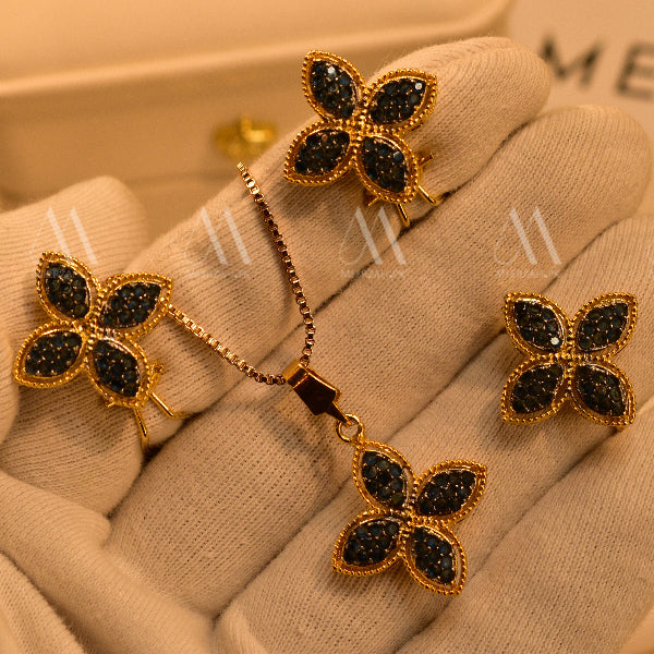 Unique Flower Design Gold Plated Real Stones Necklace Set for Girls/Women