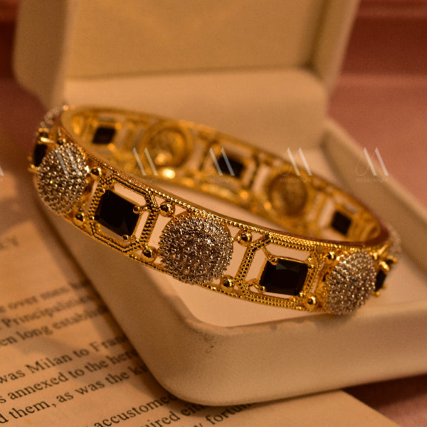 Stylish Design Gold Plated Real Stones Bangle for Girls/Women