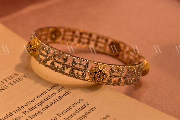 Glamorous Design Gold Plated Real Stones Bangle for Girls/Women