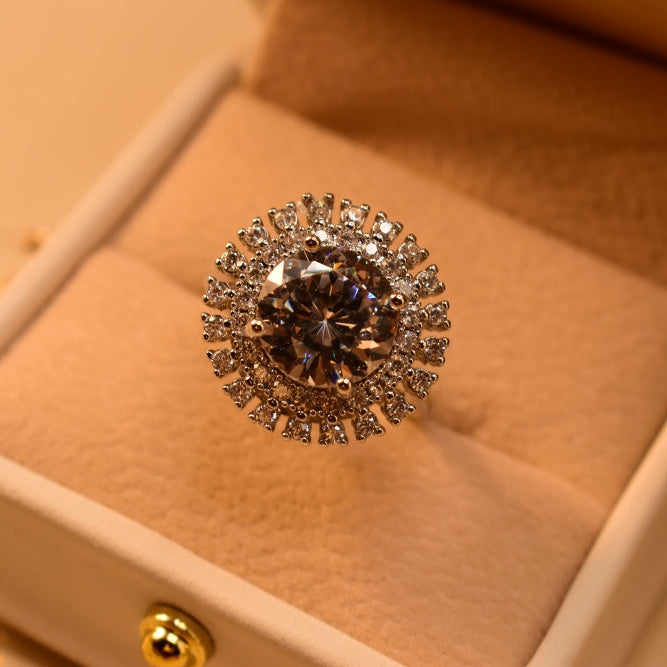 Sparkling Unique Design Crystal Stones Ring For Girls/Women