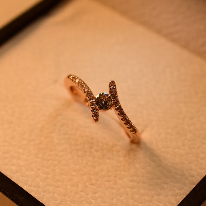 Dazzling Unique Design Crystal Stones Ring For Girls/Women