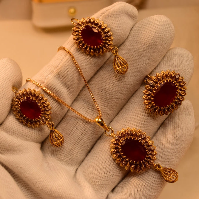 Stylish Design Gold Plated Crystal Stones Necklace Set for Girls/Women