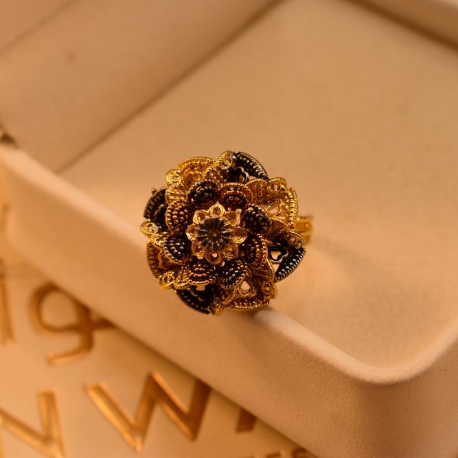 Dazzling Unique Design Gold Plated Ring For Girls/Women