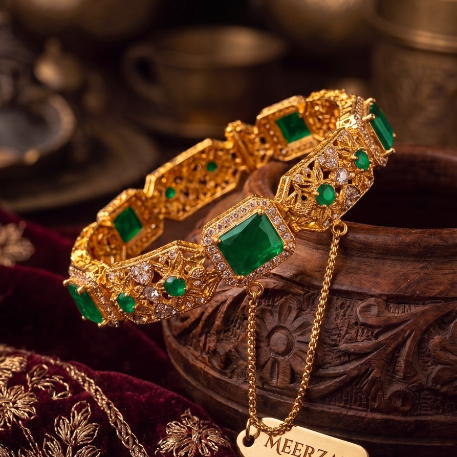 Fancy Design Gold Plated Crystal Stones Bangle for Girls/Women