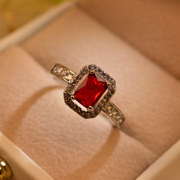 Charming Design Silver Plated Crystal Stone Ring For Girls/Women