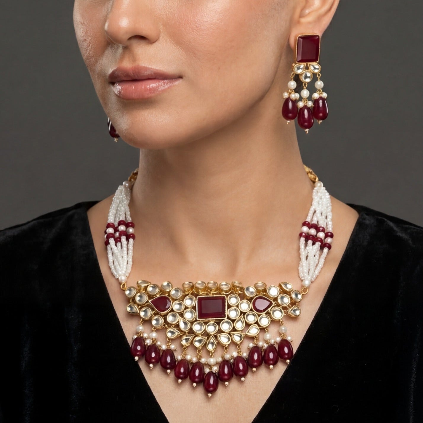 Gorgeous Design Gold Plated Crystal Stones Kundan Necklace Set for Girls/Women