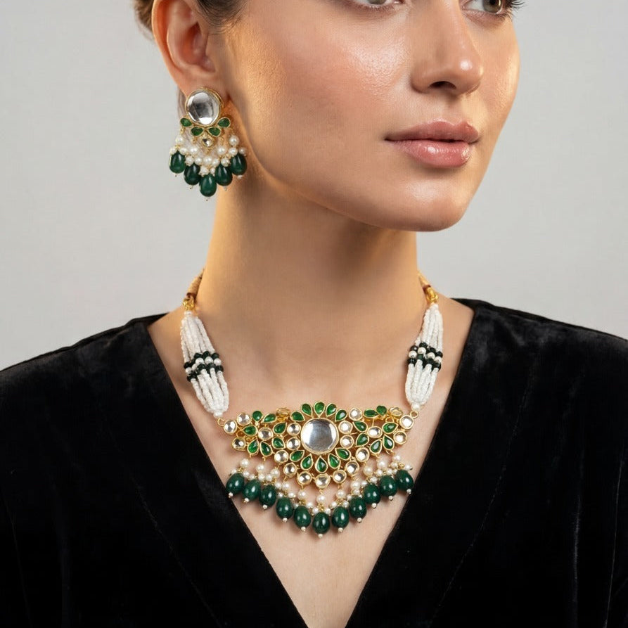 Charming Design Gold Plated Crystal Stones Kundan Necklace Set for Girls/Women