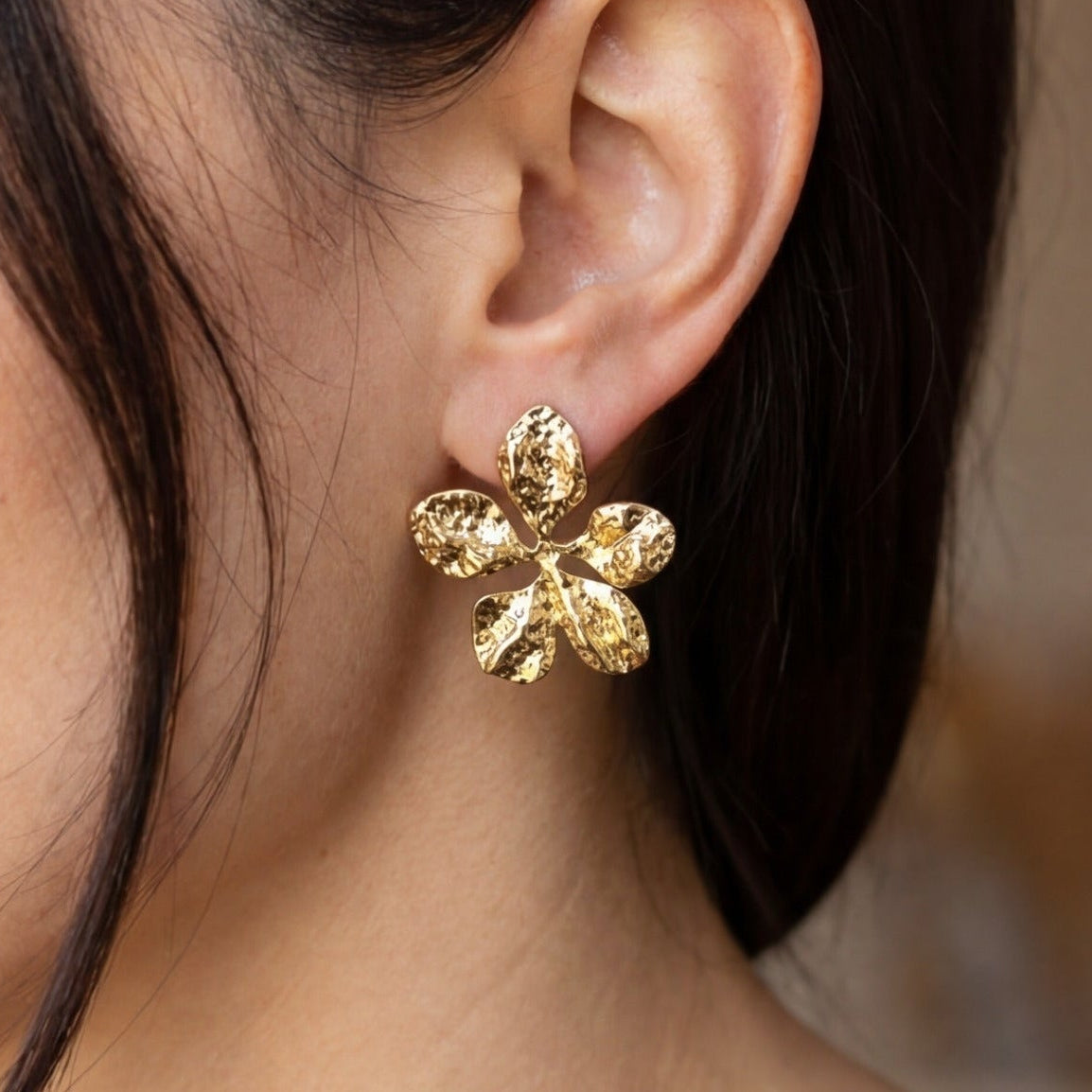 Gorgeous Unique Design Gold Plated Earrings For Girls/women