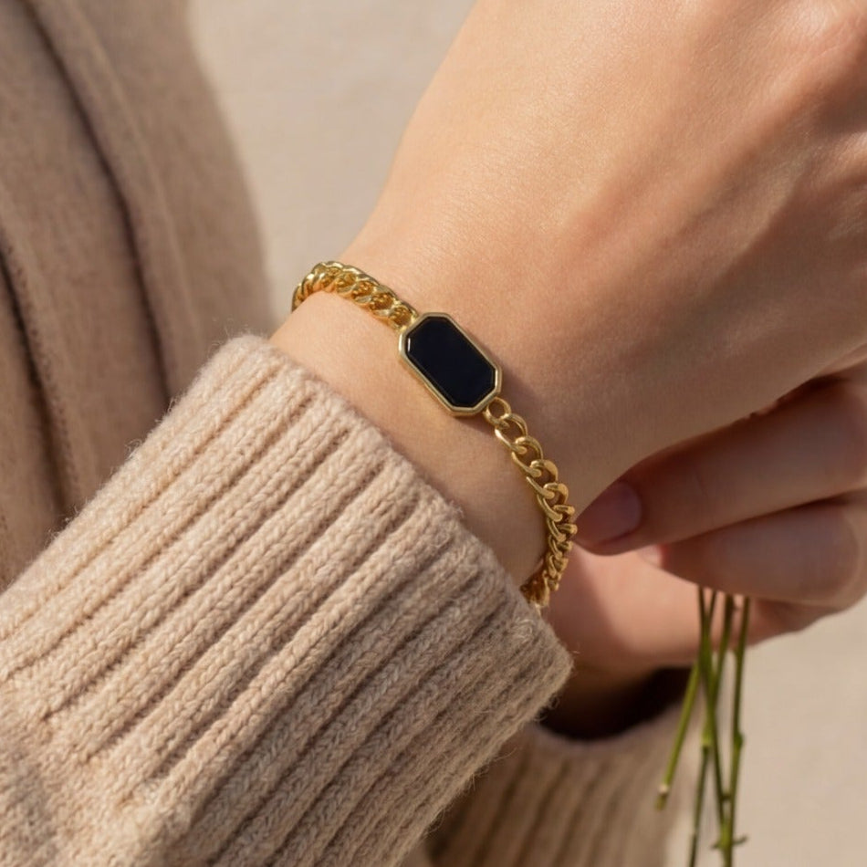 Elegant Unique Design Gold Plated Bracelet for Girls/Women