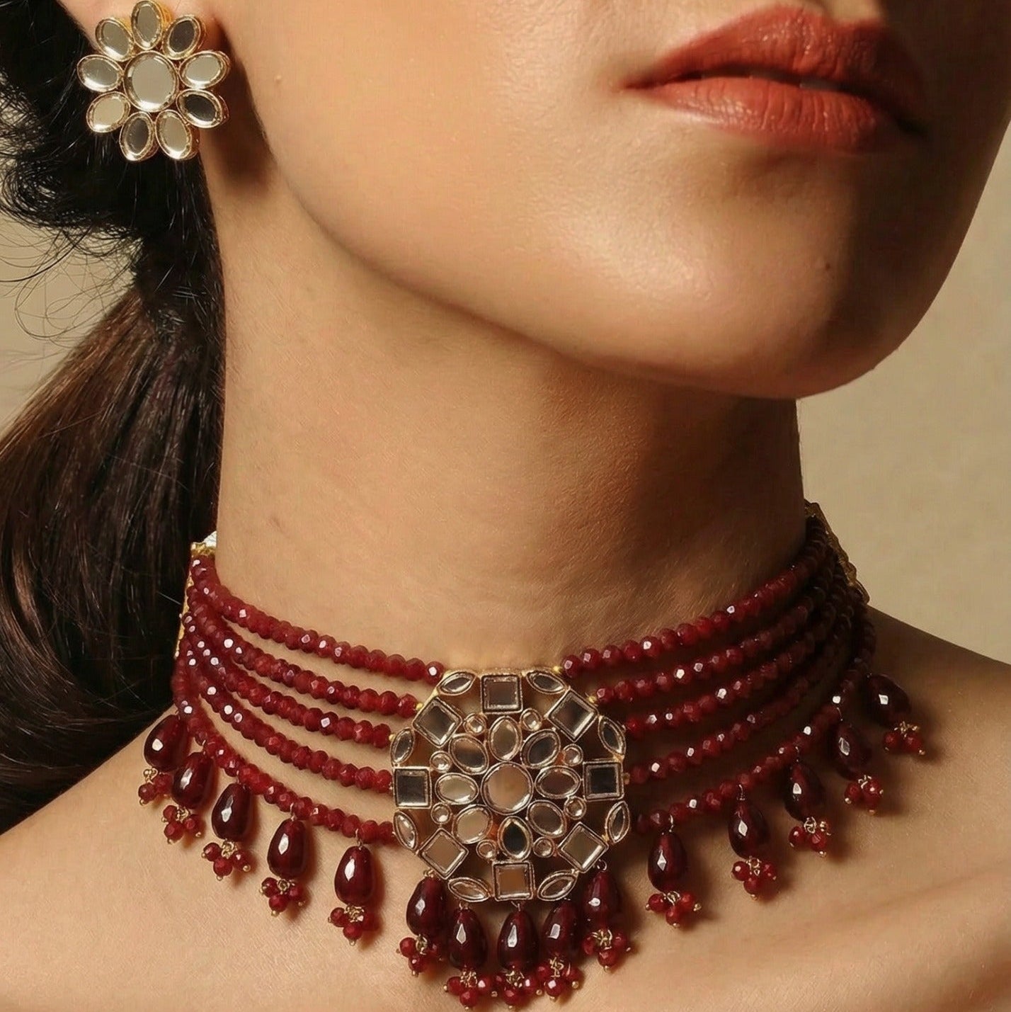 Glamorous Design Gold Plated Crystal Stones Necklace Set for Girls/Women