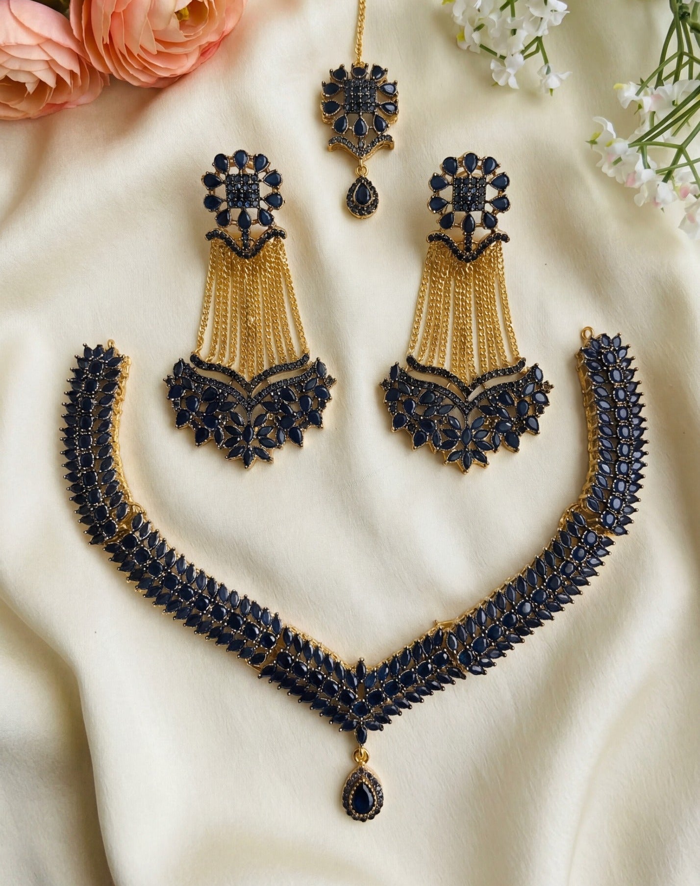 Charming Design Gold Plated Crystal Stones Necklace Set for Girls/Women